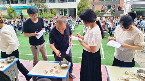 評(píng)委.jpg